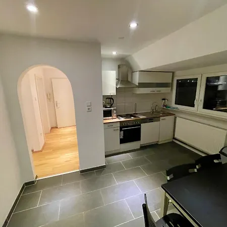 Apartment Schoene Zweizimmerwohnung Fuer Langzeitaufenthalte In *