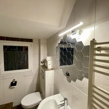 Schoene Zweizimmerwohnung Fuer Langzeitaufenthalte In *