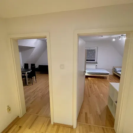 Schoene Zweizimmerwohnung Fuer Langzeitaufenthalte In